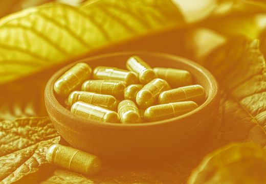 7-Hydroxy Mitragynine Safety: Dosage, Risks, and Precautions