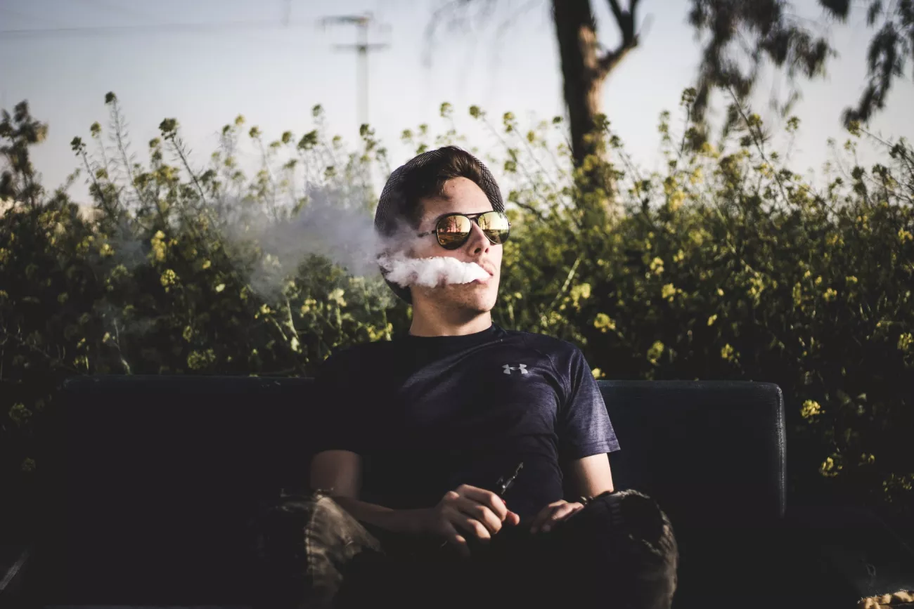 Delta-8 vs. Delta-10 THC: How Do These Cannabinoids Compare? > Paragraphs
