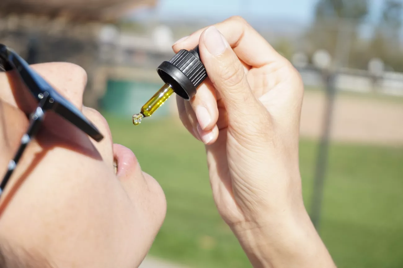 HHC vs. CBD: Comparing the Nature’s Best All-Natural Hemp-Derived Cannabinoids