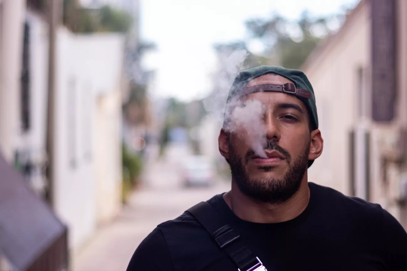 What Is the Effect of HHC? Is It Like Delta-8 THC, or More Like CBD?