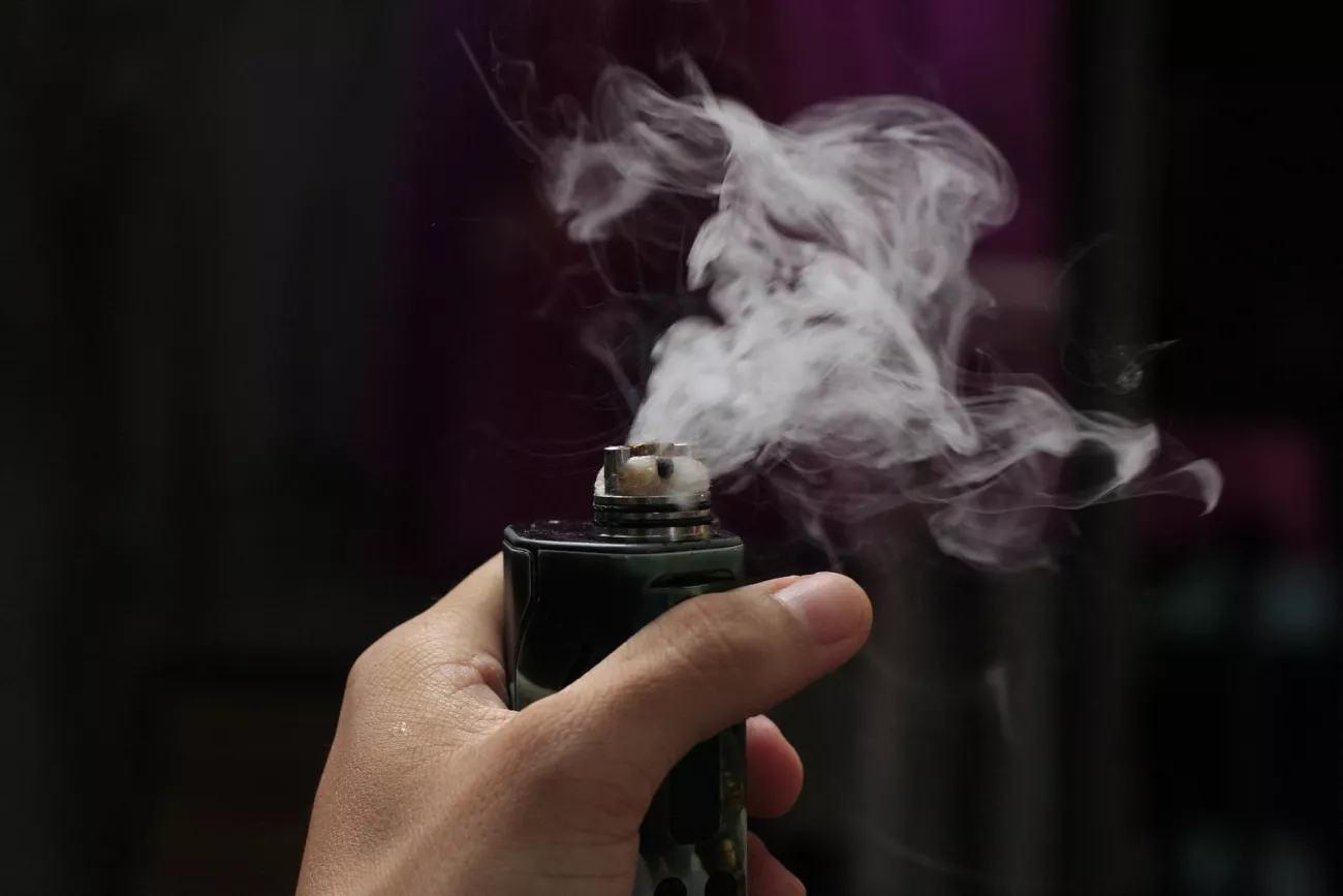What Is the Effect of HHC? Is It Like Delta-8 THC, or More Like CBD?