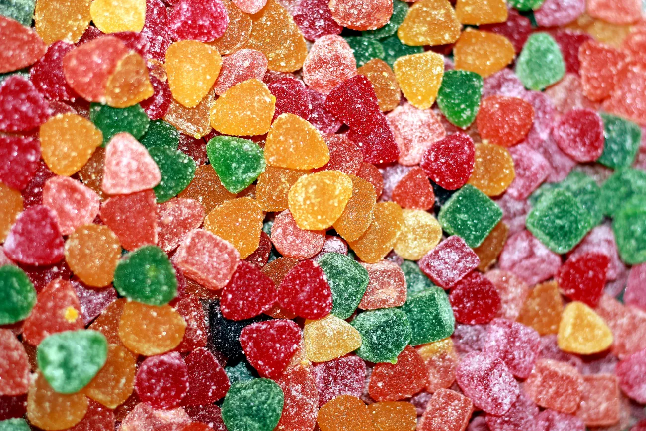 Keeping Your Delta-8 THC Edibles Fresh Throughout the Holiday Season